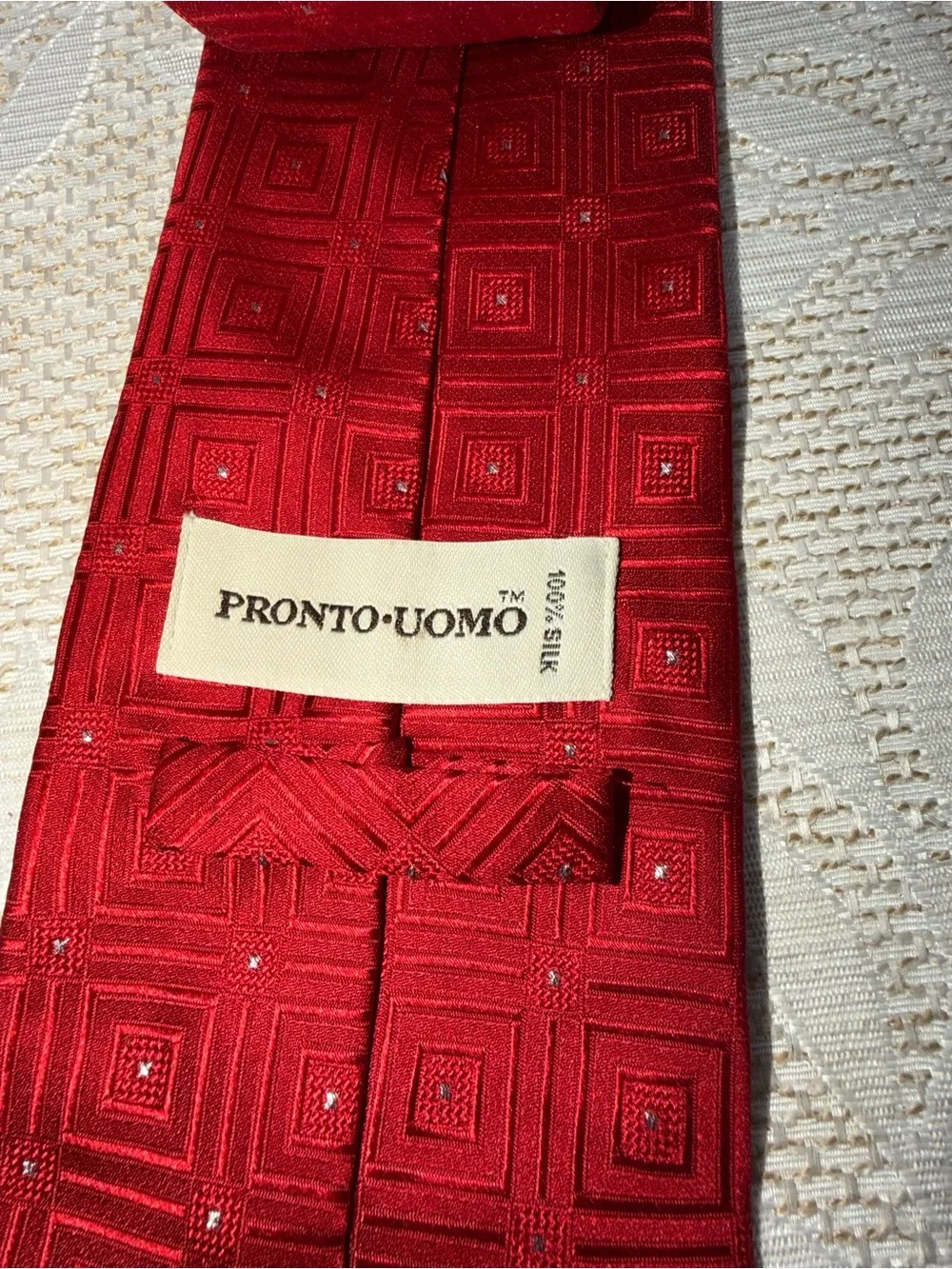 PRONTO- UOMO 100% Silk Vintage Men Neck Tie Vtg Old School Red